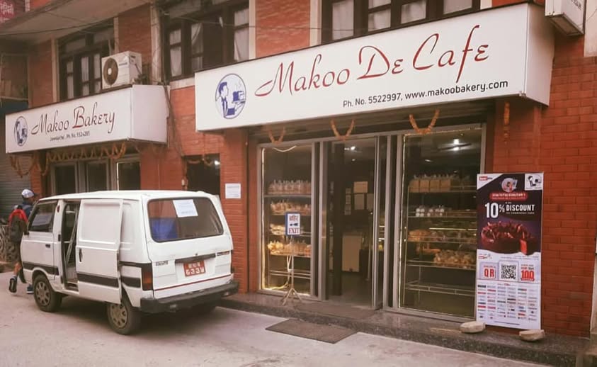 Makoo Bakery